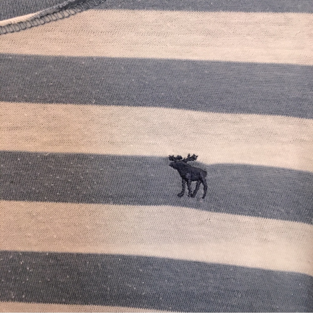Abercrombie denim blue and white stripe T-shirt size XLslim fit - Picture 4 of 7